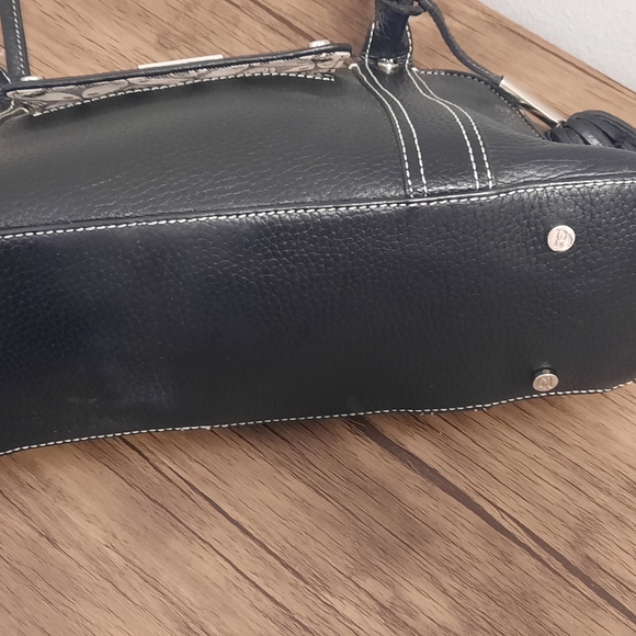 Charles David Handbag - Picture 4 of 8